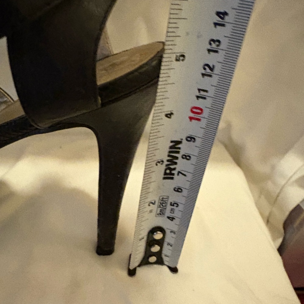 XOXO Black Stiletto Heels Sleek Elegant Design